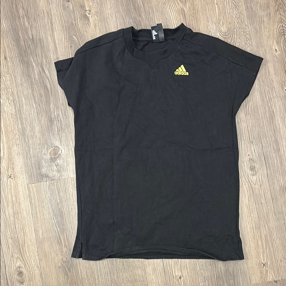 Adidas Men's Black T-Shirt
